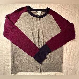 Stylus Cardigan Gray w/Purple & Blue Size Medium Academia Clueless Y2K 90’s